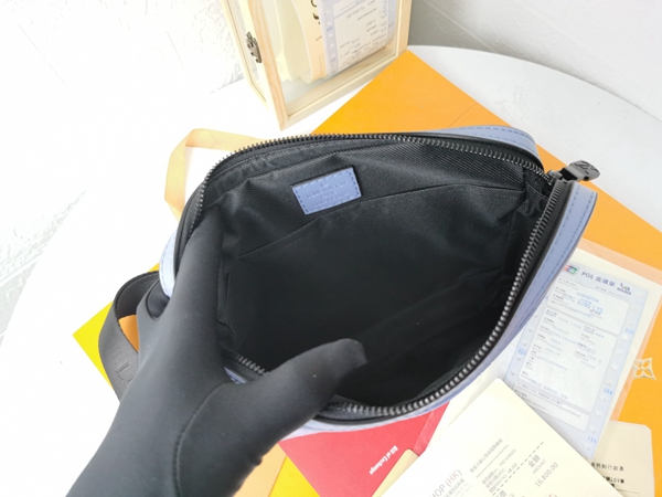 ルイヴィトンバッグ素材ディテール